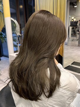 シティ(CITY) 明るめベージュカラー　ブリーチなし　レイヤーカット