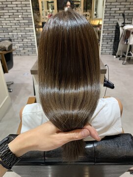 ユニ(Uni.) オリーブベージュ