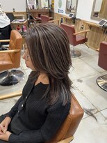 ノーム 横浜(NORM)&nbsp;ベージュハイライト　外国人風　ケアブリーチ