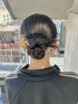 オウン(AUN) 振袖ヘアセット