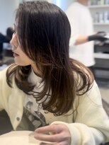 ケリーアン 太田(kelly.un)&nbsp;お顔周りカット / レイヤーミディ / 群馬太田