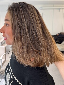 ノラ ウメダ(NORA UMEDA) 海外ヘアハイライトカラーサーフハイライト外国人風カラーら