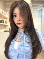 イヴォーク トーキョー(EVOKE TOKYO)&nbsp;ミディアムレイヤーバタフライカット髪質改善ハイレイヤー