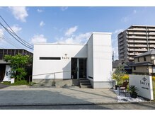 ベリー(berry)の雰囲気（「berry」の看板が目印★シンプルで落ち着いた大人の隠れ家風♪）
