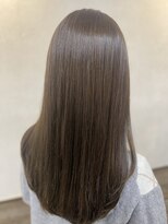 ダンディゾン ブルー 神楽坂(Dans Dix ans bleu) 【Dans Dix ans】圧倒的透明感!極ツヤロングが叶える大人女子髪