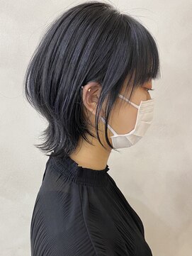 ユーフォリア 銀座(Euphoria) ウルフ/ウルフカット/ブルーブラック/くびれヘア/担当岩崎