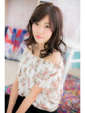 ミック ヘアアンドビューティー 大山店(miq Hair&Beauty) 大人かわいい斜めバングくせ毛風ウェーブ抜け感プリカールc1