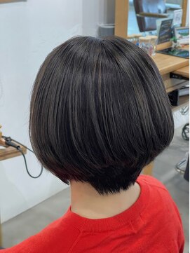 サロン(SALON) グレージュ on ベージュ