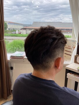 コアフィールフィス(COIFFURE fils) 新規お得クーポンあり【見附　今町】メンズツーブロヘア