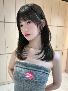 グロー 大宮(GLROW) 顔まわりカット　レイヤーカット　グレージュカラー　透明感