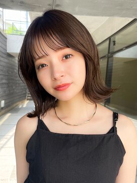 ガーデンヨコハマ(GARDEN YOKOHAMA) 切りっぱなしボブタッセルボブワンカール外ハネこなれミディ前髪