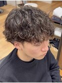 ツイストスパイラルメンズパーママッシュフェードカットバーバー