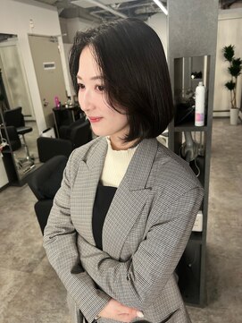 コンマ(,) ash grey×bob /パーソナルカラー/骨格診断