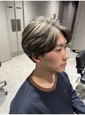 ツーブロック毛流れセンターパートマッシュコントラストグレー