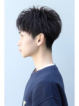 リップス 立川(LIPPS) 短め センターパート 【ツーブロ刈り上げ黒髪短髪】コンパクト