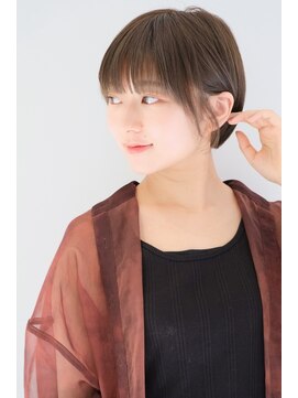 ガリカ 両国(Gallica) ☆グレージュ ＆ ひし形シルエット丸みショート ☆