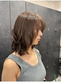 *くびレイヤーエモージュ前髪パーマグレーベージュレイヤーボブ