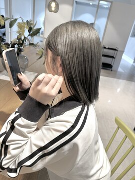 チル(chill) グレージュカラー