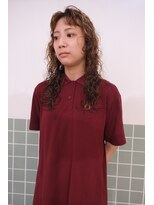 ニーム 栄(nimes)&nbsp;yosukeカラーとパーマを一緒に楽しむロングスパイラルパーマ