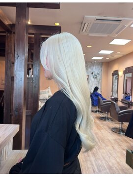 モアムー(Moremuu) 【りえ】抜きっぱなしブリーチカラー