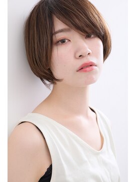 バズヘアー(BUZZ hair) エアリーで動きのある軽やかショート