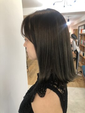 コミレ(COMILE) ブリーチしてても酸性ストレート(矯正)でさらさらに!