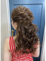 ヘアセットサロン アッシュ 神戸三宮(Ash) 崩しすぎないルーズ感ハーフ