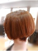 ショートボブ