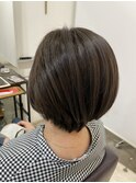 ショートボブ