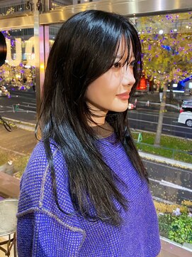 ケーツー心斎橋 クイーンズガーデン バイ ケーツー(K two QUEEN'S GARDEN by K two) ロングレイヤーカット*顔周りレイヤー*フェイスレイヤー*黒髪