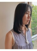 セミロングレイヤースタイル