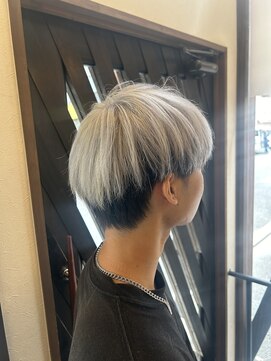 ニーズヘアー(Needs hair) ホワイトカラー