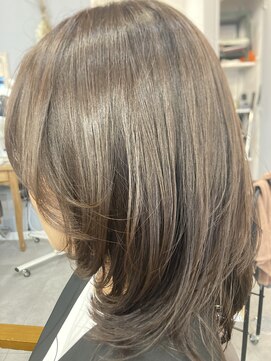 レイリー(LAiLy) 大人レイヤー ミディアムレイヤー