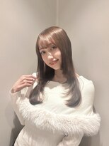 ビジョン 赤坂(vision)&nbsp;柔らかベージュ×ワンカールで決まるレイヤースタイル