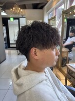 アイズ 海老名(AIZU) 波巻きパーマ×刈り上げマッシュ メンズパーマ メンズヘア 眉毛