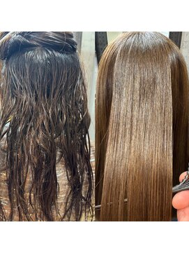 リーチ アウト(REACH OUT) サラサラストレートヘア