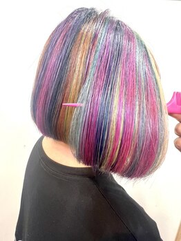 サロンエム(salon M)の写真/【salonM】は、デザインカラーやブリーチデザインが得意なサロンです♪一人ひとりに寄り添ったご提案◎