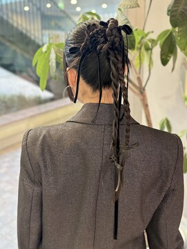 クム(kumu) ◎大人可愛い韓国風ヘアセットカチモリ×リボンアレンジ