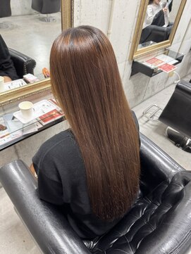 ルノン フィージュ(LUNON fieju) 黒髪クラゲヘアーオリーブグレー小顔ココアベージュ