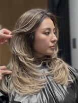 コスモス 町田(COSMOS)&nbsp;バタフライレイヤーカットバレイヤージュカラーハッシュカット