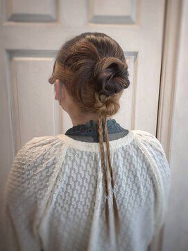 アロマ ヘアー ルーム 新宿3号店(AROMA hair room) 結婚式/二次会/パーティー/お呼ばれ/お団子/カチモリヘア/韓国風