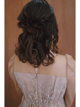 ハコ(haco.) ヌーディハーフアップ