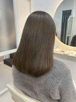 シダ(sida SAIIN)&nbsp;【牧内】オリーブベージュカラー10代20代艶髪