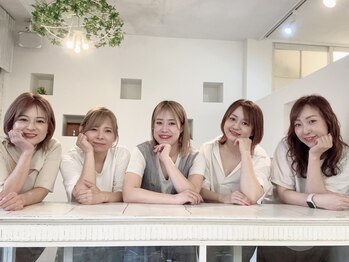 ヘアデザイン フィーカ 津留店(hair Design fika.)の写真/【女性専用サロン】歴15年以上のスタイリスト多数!経験豊富な女性スタイリストが貴女の美をサポート★