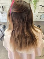 アッシュヘアー&nbsp;ブリーチ毛に縮毛矯正