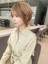 ロンド クラン 岡崎(Lond Clan)&nbsp;10代20代大人ハイトーンくびれ束感ショートボブ