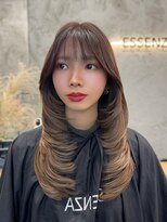 エッセンザ 梅田(ESSENZA) 海外レイヤー