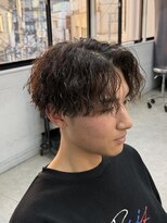 ジレス(Jiles)&nbsp;【ツイストスパイラル】【センターパート】【メンズパーマ】