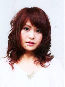 クルヴァ(curva) やわらかカーリー【下北沢美容室 curva】