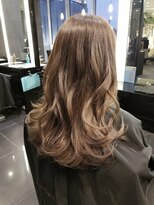 フルショウ 梅田(FURUSHO) ハイレイヤーカットグレーブラウンエアウェーブパーマ